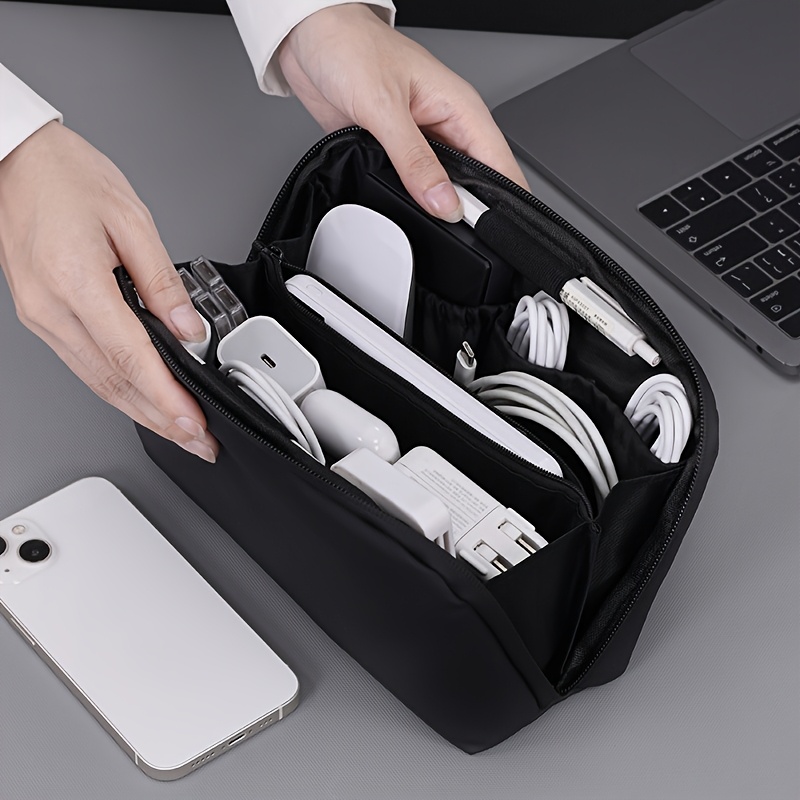 Tech Accessories Travel - Pochette de rangement technique à compartiment,