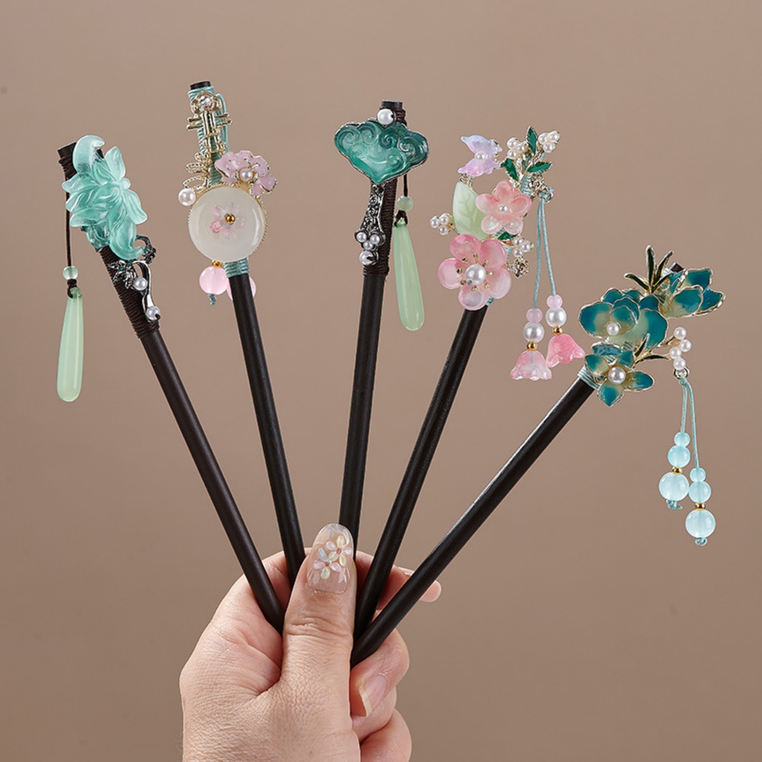 Tech Accessories For Women - Épingle à cheveux vintage fleurie pour