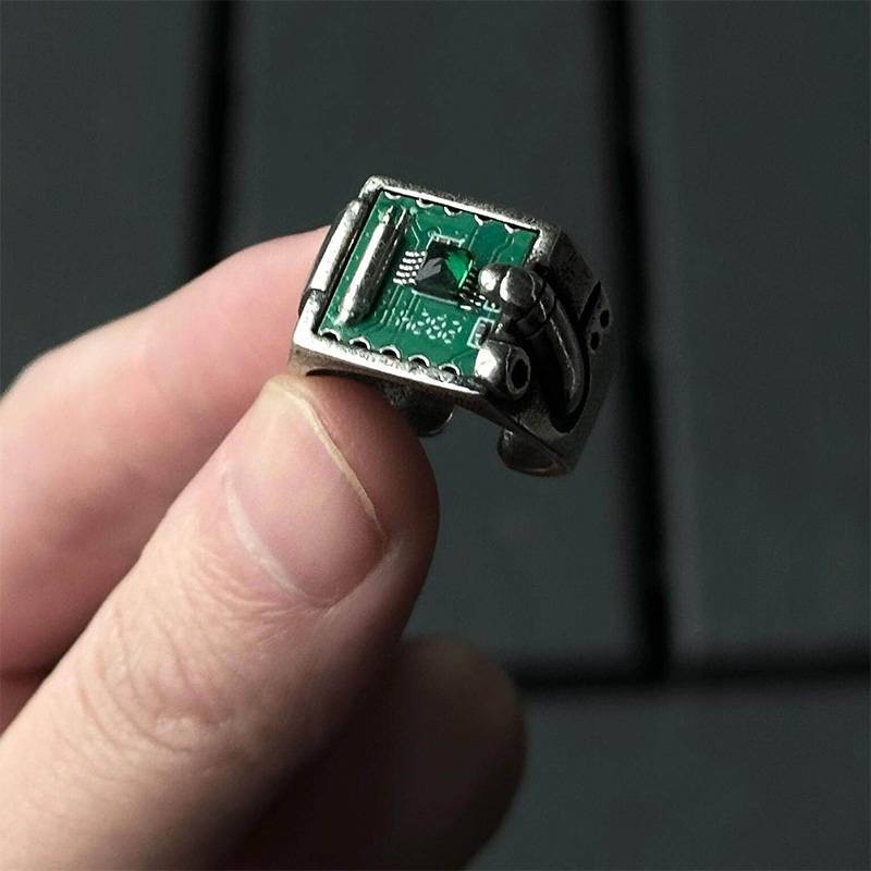 Bague à motif PCB inspirée de  - Tech Accessories Industry avis et prix
