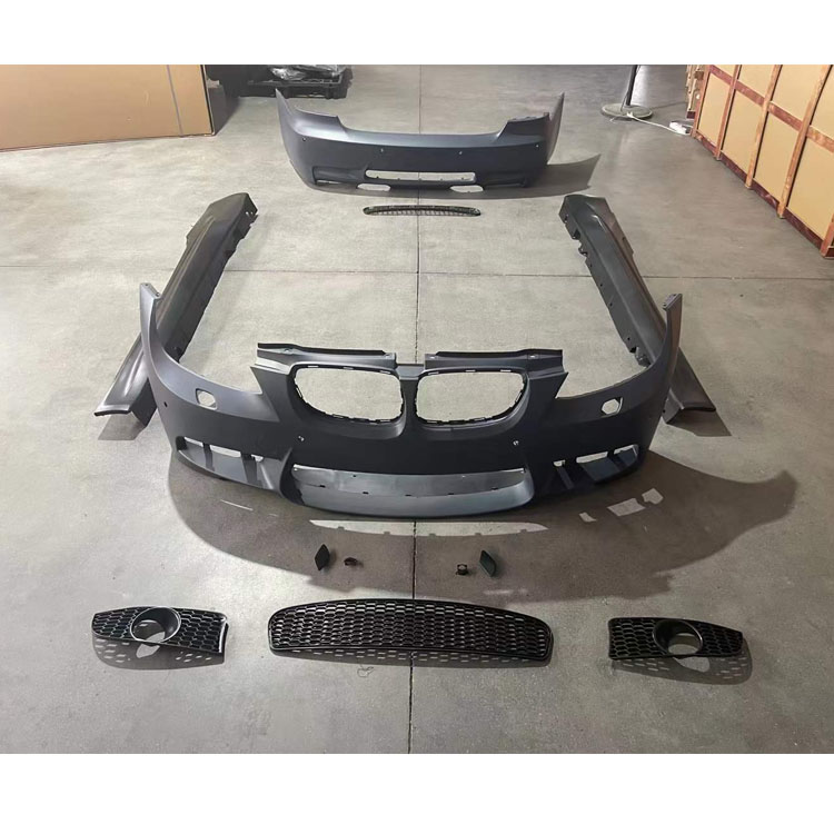 Accessoires de voiture mise à  - M Tech Auto Accessories avis et prix